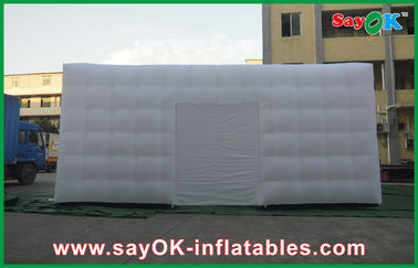 Nadmuchiwany namiot powietrzny Dostosowany duży biały na zewnątrz nadmuchiwany namiot Cuve z drzwiami