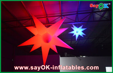 Dostosowane popularne nadmuchiwane dekoracje oświetleniowe Nadmuchiwane gwiazdki oświetlone na pasku klubowym