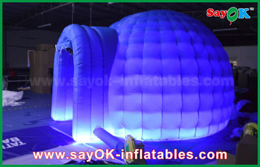 Powietrzny nadmuchiwany namiot Niebieski Oxford Nadmuchiwany namiot powietrzny Oświetlenie Okrągły namiot kopułowy z 4m DIA na wydarzenie