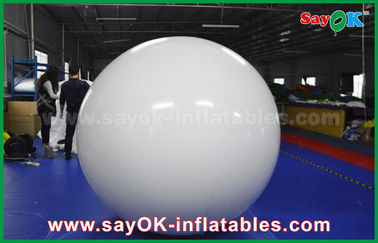 Oświetlenie LED Nadmuchiwany balon 0,2 mm PCV Rzucanie piłki na koncert wokalny / wydarzenie