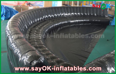 Ekologiczne dmuchane produkty na zamówienie 6 - 10 m Czarna, hermetycznie zamknięta, nadmuchiwana sofa z PVC o grubości 0,6 mm
