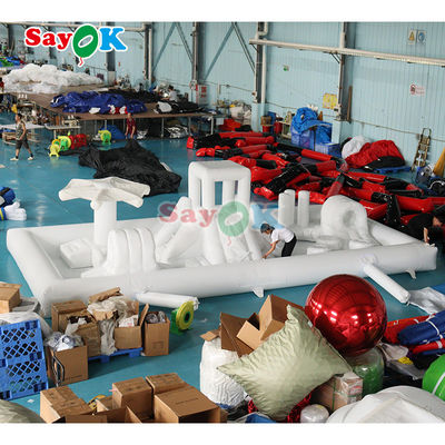 Niestandardowy modny mini biały podkładek wodny park nadmuchowy boisko przeszkód plac zabaw zamek zjeżdżalnia