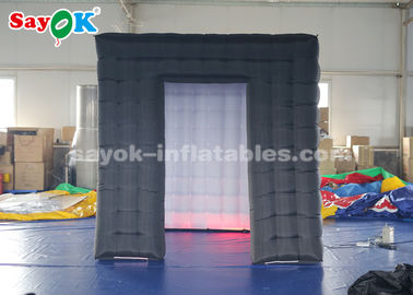 Nadmuchiwany namiot imprezowy Czarna nadmuchiwana kostka Photo Booth do reklamy Wysoka wytrzymałość na rozdarcie