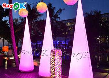 Dekoracyjny nadmuchiwany stożek LED na imprezę na zewnątrz i wewnątrz