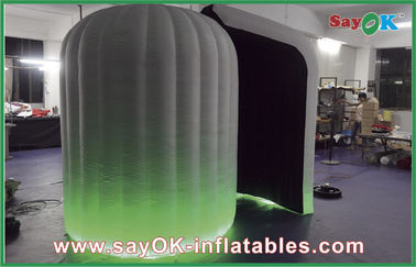 Dekoracje fotobudki Zielona nadmuchiwana budka fotograficzna ze światłem LED do reklamy komercyjnej