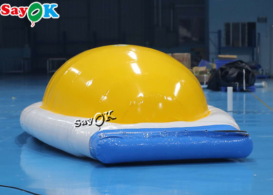 Nadmuchane kule wodne Żółte Białe 0,9 mm PVC Nadmuchane zabawki wodne Kurs przeszkód Skakanie Skakanie łóżko