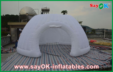 Mocny nadmuchiwany biały namiot z tkaniny Oxford, komercyjny nadmuchiwany namiot okrągły Namiot imprezowy ze światłem LED