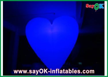 Dekoracja Party Inflatable Heart Diameter 2m z 12 kolorami oświetlenia LED