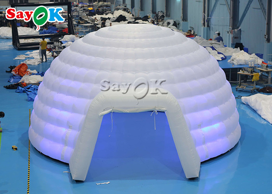 Biały nadmuchiwany namiot kopułowy Igloo ze światłami LED na imprezy weselne