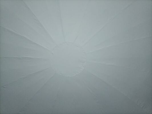 Przenośny, napełniający się namiot projekcyjny dla szkoły